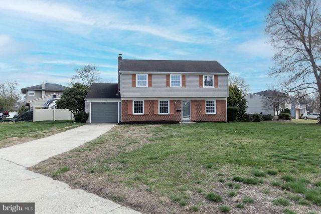 66 LONGWOOD DR, Stratford, NJ 08084