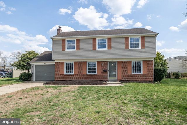 66 LONGWOOD DR, Stratford, NJ 08084