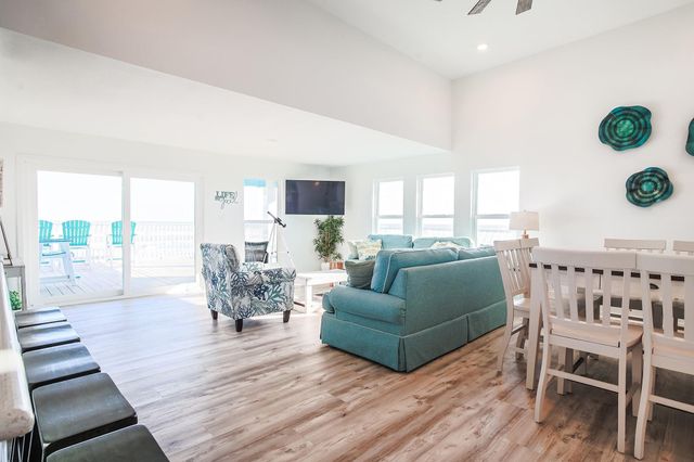16627 Jamaica Beach Road, Galveston, TX 77554
