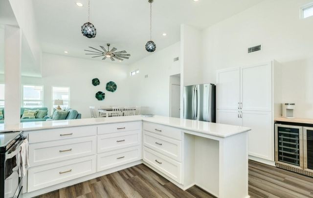 16627 Jamaica Beach Road, Galveston, TX 77554