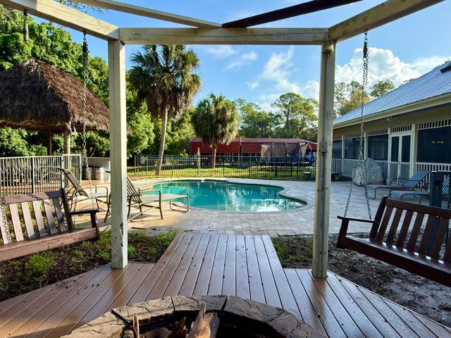 18122 Burr Oak Lane, Jupiter, FL 33478