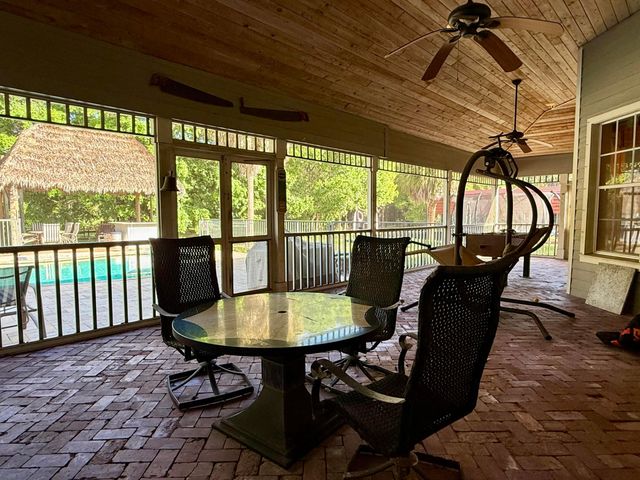 18122 Burr Oak Lane, Jupiter, FL 33478