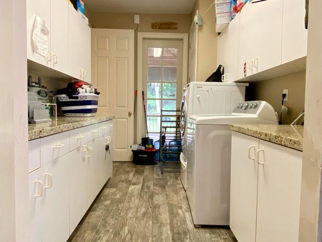 18122 Burr Oak Lane, Jupiter, FL 33478