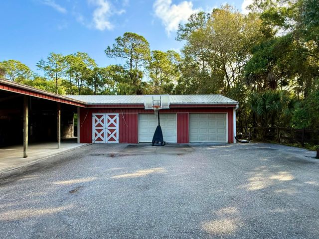 18122 Burr Oak Lane, Jupiter, FL 33478