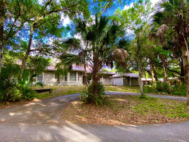 18122 Burr Oak Lane, Jupiter, FL 33478