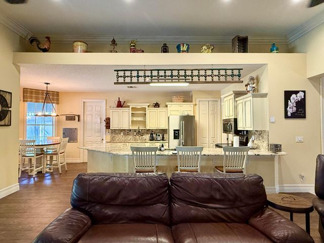 18122 Burr Oak Lane, Jupiter, FL 33478