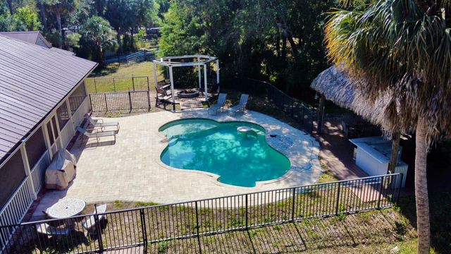 18122 Burr Oak Lane, Jupiter, FL 33478