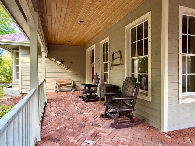 18122 Burr Oak Lane, Jupiter, FL 33478