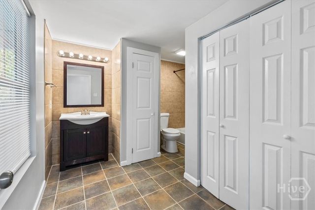 705 W 47th Street, Savannah, GA 31405