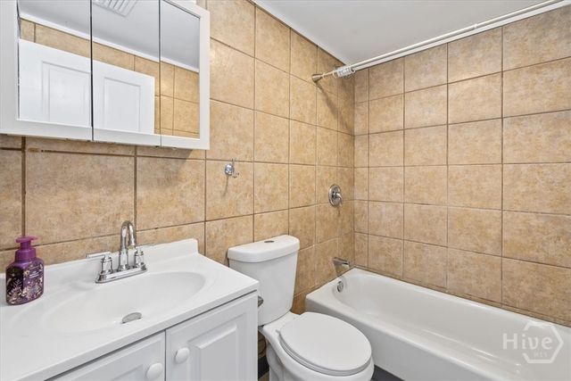 705 W 47th Street, Savannah, GA 31405