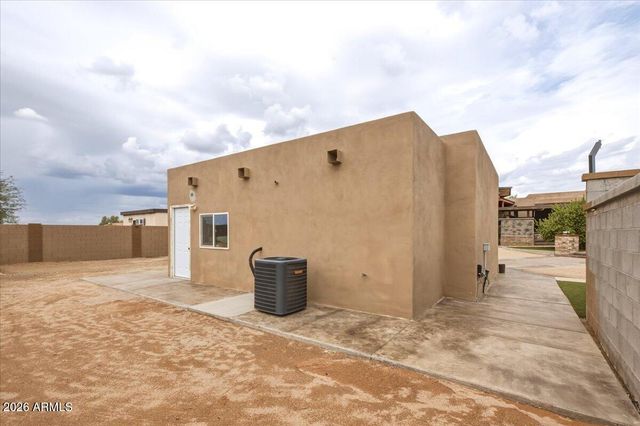 11037 E GROVE Street, Mesa, AZ 85208