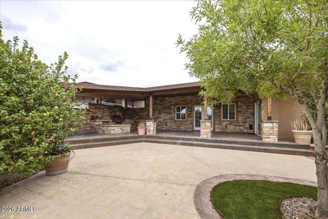 11037 E GROVE Street, Mesa, AZ 85208