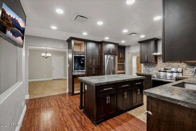 11037 E GROVE Street, Mesa, AZ 85208