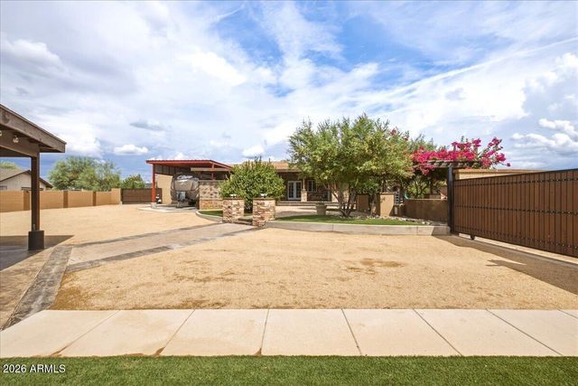 11037 E GROVE Street, Mesa, AZ 85208