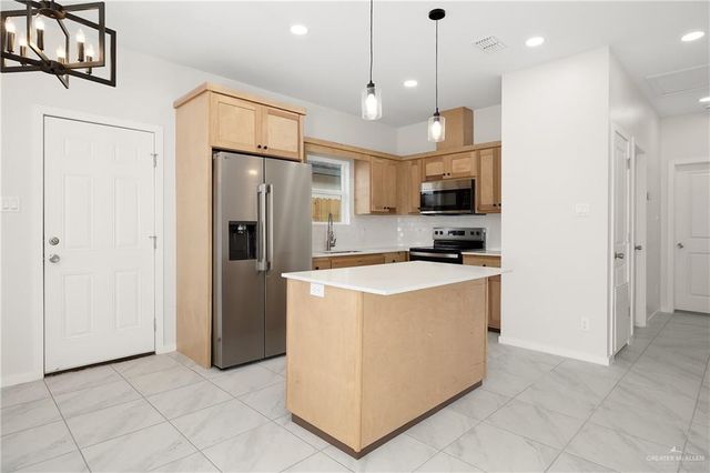 2501 S Hillside Avenue 1, Edinburg, TX 78542