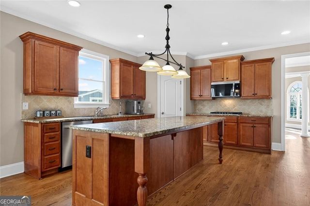 630 Blackwater Ridge, Canton, GA 30114