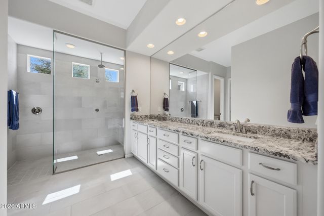 16486 W VALENCIA Drive, Goodyear, AZ 85338