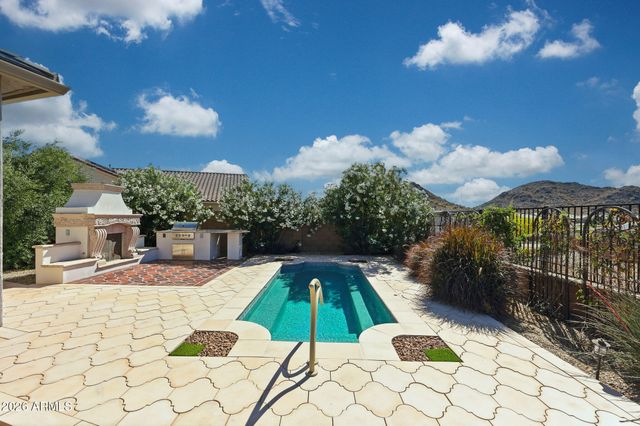 16486 W VALENCIA Drive, Goodyear, AZ 85338