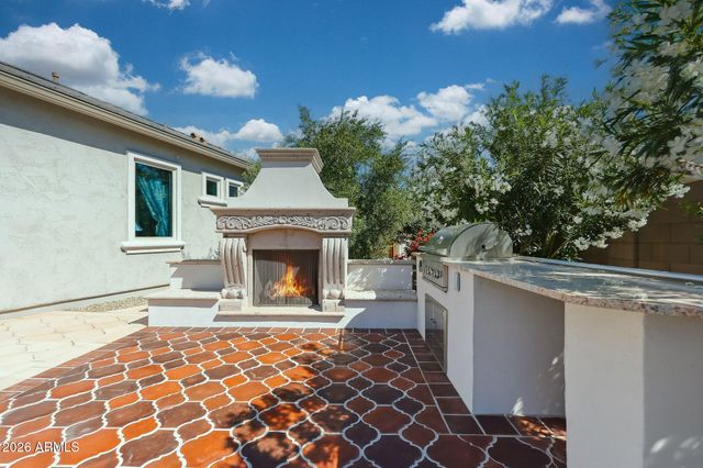 16486 W VALENCIA Drive, Goodyear, AZ 85338