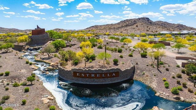 16486 W VALENCIA Drive, Goodyear, AZ 85338