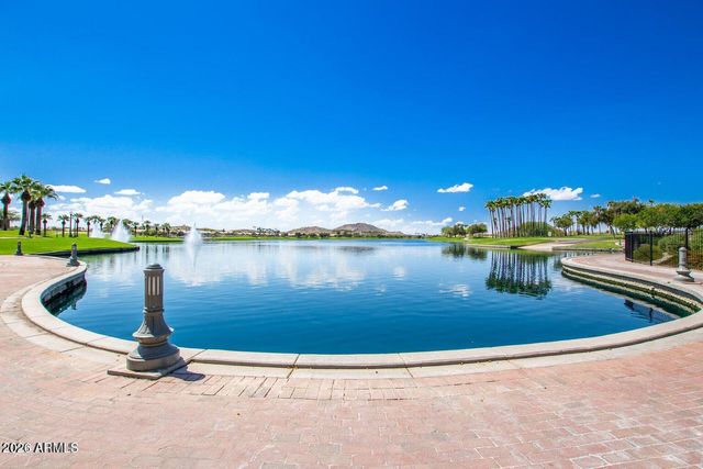 16486 W VALENCIA Drive, Goodyear, AZ 85338