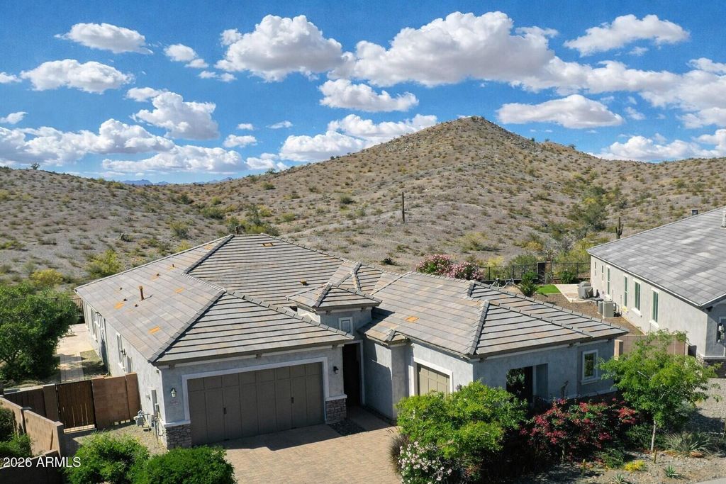 16486 W VALENCIA Drive, Goodyear, AZ 85338