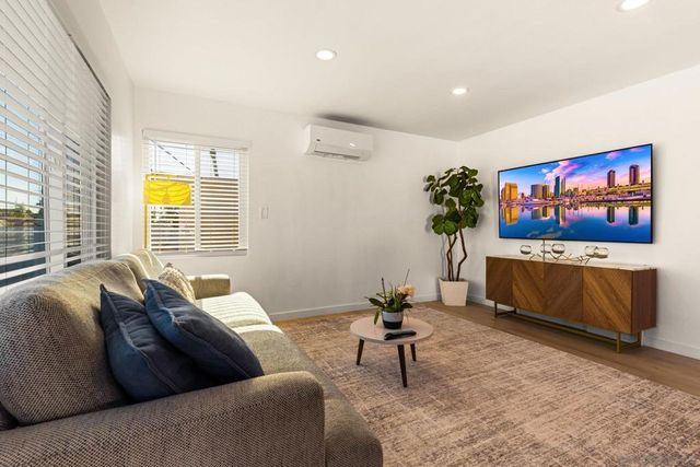3060 POLK AVE, San Diego, CA 92104