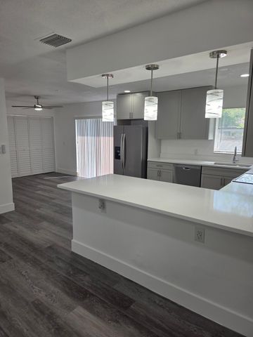 4010 NE 6th Avenue, Deerfield Beach, FL 33064