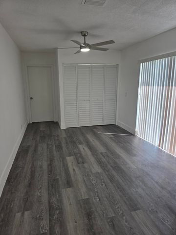 4010 NE 6th Avenue, Deerfield Beach, FL 33064