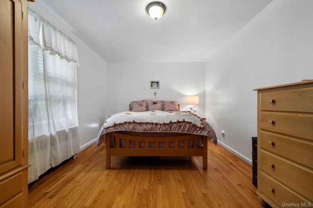2745 Woodhull Avenue, Bronx, NY 10469