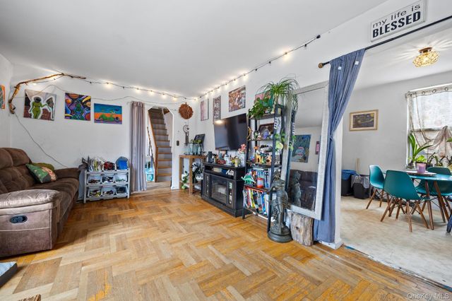2745 Woodhull Avenue, Bronx, NY 10469