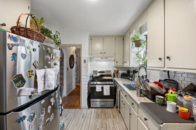 2745 Woodhull Avenue, Bronx, NY 10469