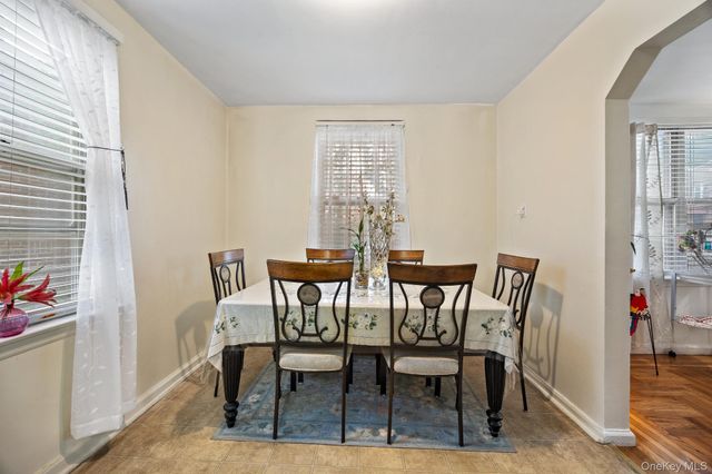 2745 Woodhull Avenue, Bronx, NY 10469