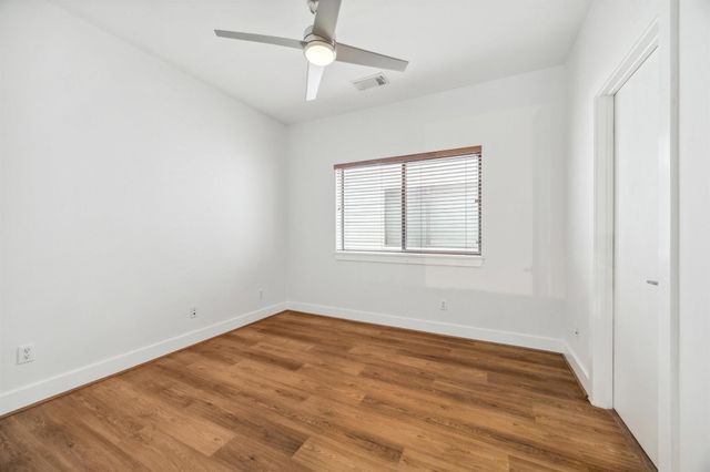 4427 Eigel Street, Houston, TX 77007