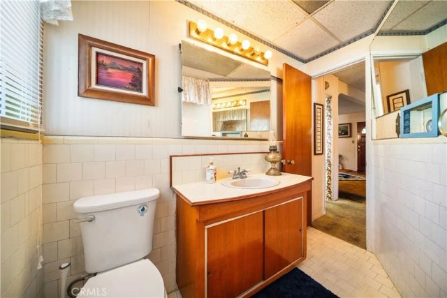 3266 Maine Avenue, Long Beach, CA 90806