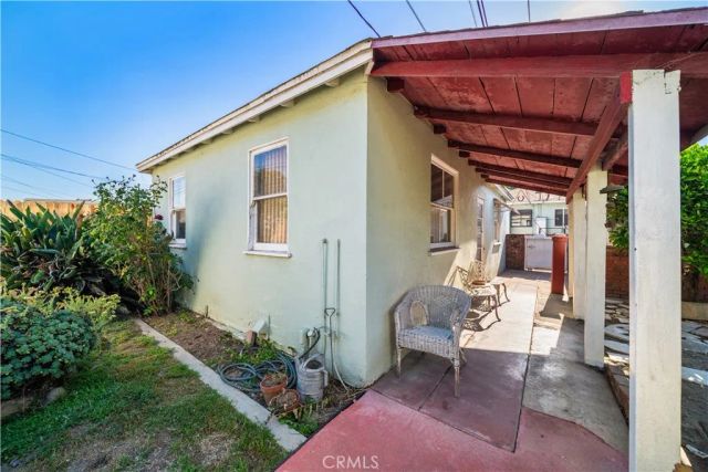 3266 Maine Avenue, Long Beach, CA 90806