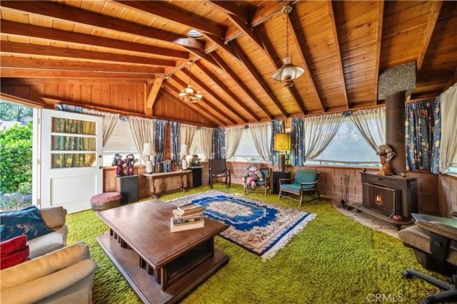 3266 Maine Avenue, Long Beach, CA 90806