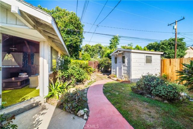 3266 Maine Avenue, Long Beach, CA 90806