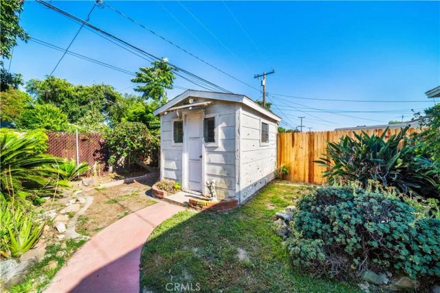 3266 Maine Avenue, Long Beach, CA 90806