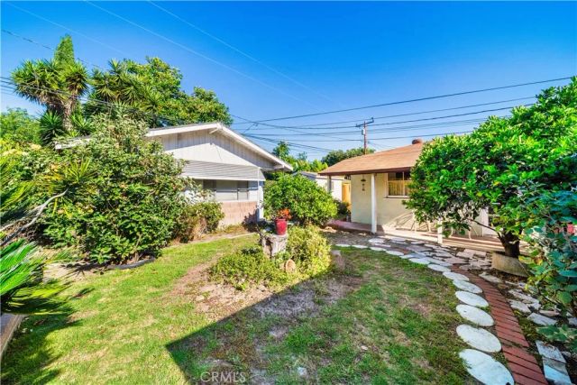 3266 Maine Avenue, Long Beach, CA 90806
