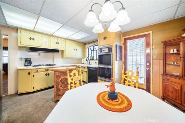3266 Maine Avenue, Long Beach, CA 90806