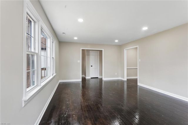 915 Jackson DR, Williamsburg, VA 23185