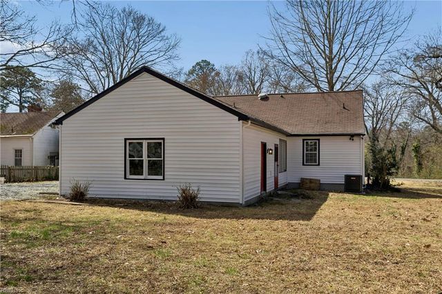 915 Jackson DR, Williamsburg, VA 23185