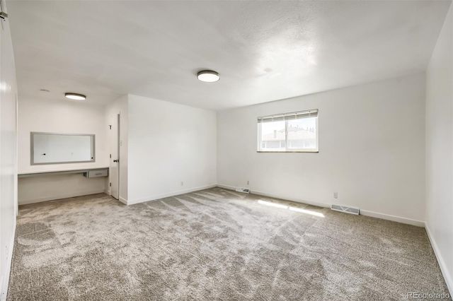 6650 E Arizona Avenue 132, Denver, CO 80224