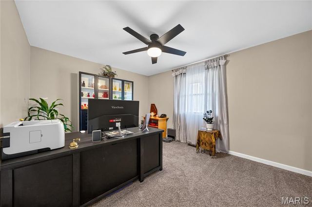 202 Rue Grand Drive, Lake St Louis, MO 63367