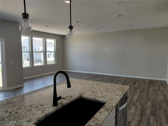 3797 Jacobs Lane, Green, OH 44685