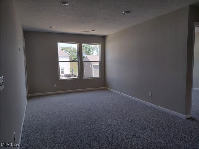 3797 Jacobs Lane, Green, OH 44685