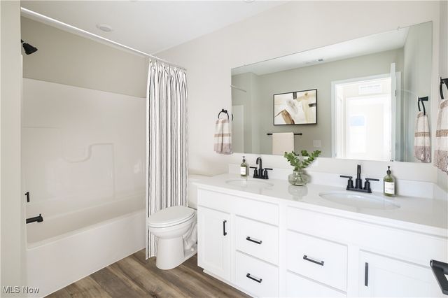 3797 Jacobs Lane, Green, OH 44685