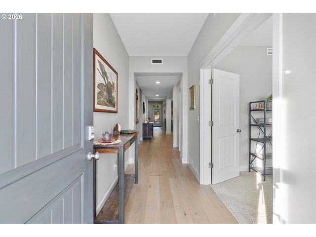 16710 Ne 98TH St, Vancouver, WA 98682