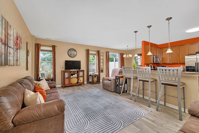 1047 Heron Circle, Joliet, IL 60431